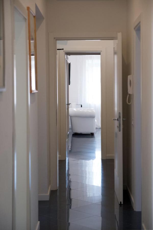 Artemisia Apartment Виареджо Екстериор снимка
