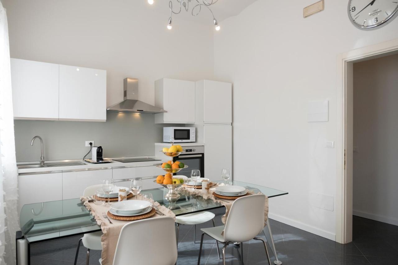 Artemisia Apartment Виареджо Екстериор снимка
