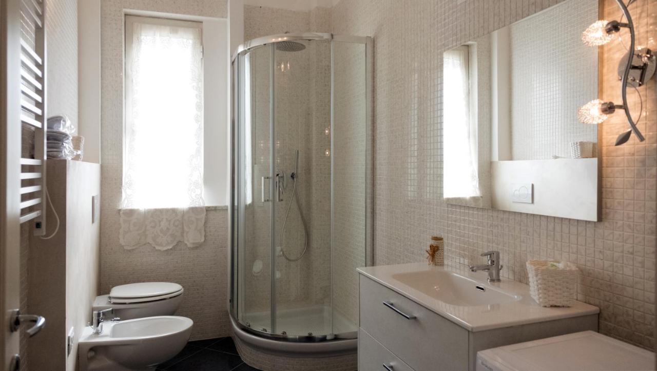 Artemisia Apartment Виареджо Екстериор снимка