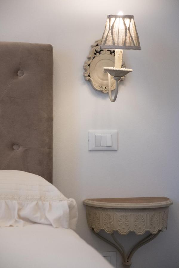 Artemisia Apartment Виареджо Екстериор снимка